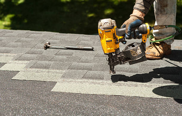 Roof Gutter Cleaning in Oakland, NJ